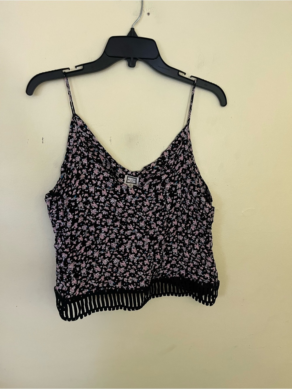 mo : vint New YorkFloral Crochet-Hem Cami Tank Top - Black & Pink XS